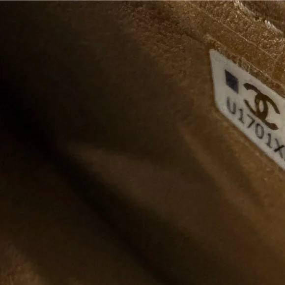 Rare CHANEL Mini Quilted Flap Bag - Picture 13 of 14